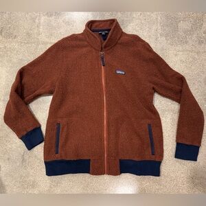 Patagonia Brown Fleece Jacket in XL